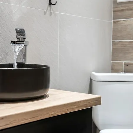Qr #melody - Cozy City Center Apartment Thessaloniki