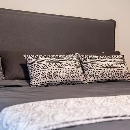 Qr #melody - Cozy City Center Apartment Thessaloniki